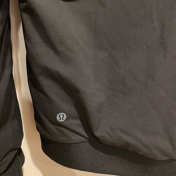 Men's Lululemon Black Bomber Jacket - Picture 5 of 5
